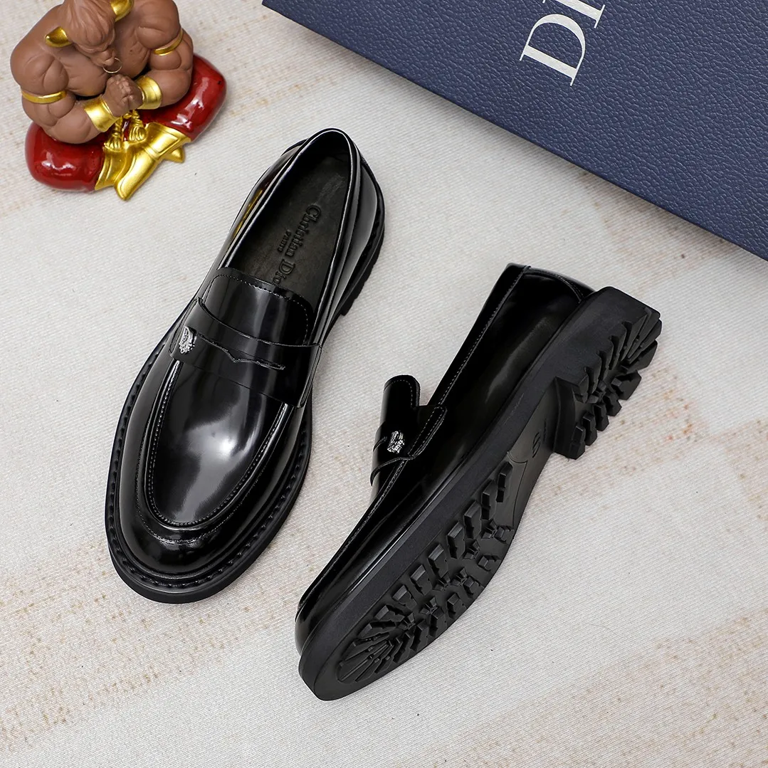 Men's shoes 💰520🕷️🕷️[Dior] Dior's new casual men's shoes are launched in Hong Kong counters. Official website 1:1 production. Italian woven cowhide + water-dyed 🐂 leather lining. Designed by European and American masters. Perfect shape to create counter quality, solid color rubber wear-resistant outsole and classic dazzling toe! Super versatile and very comfortable. High-end without losing taste, fashionable and novel! ! Absolute focus! 8 colors available! Code number 38-45……